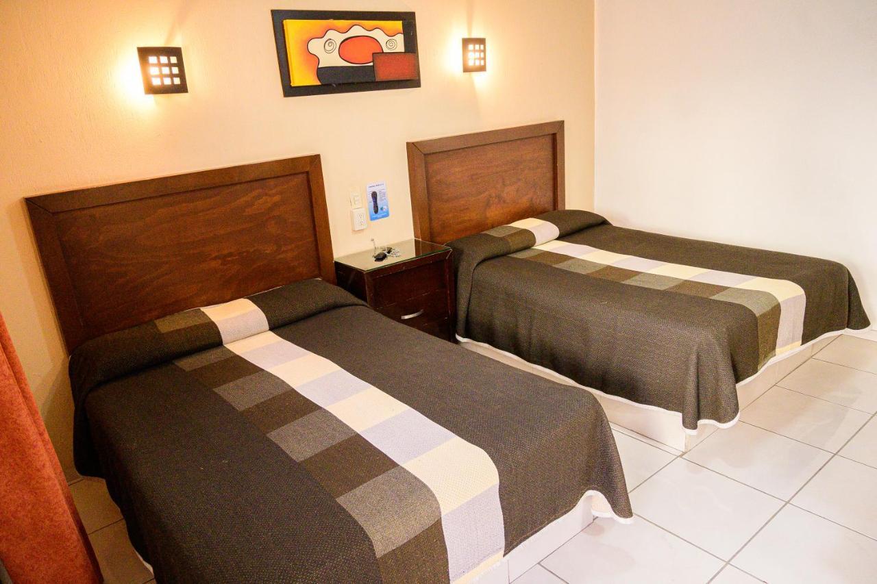 Hotel Acuario En Ocotlan Eksteriør billede