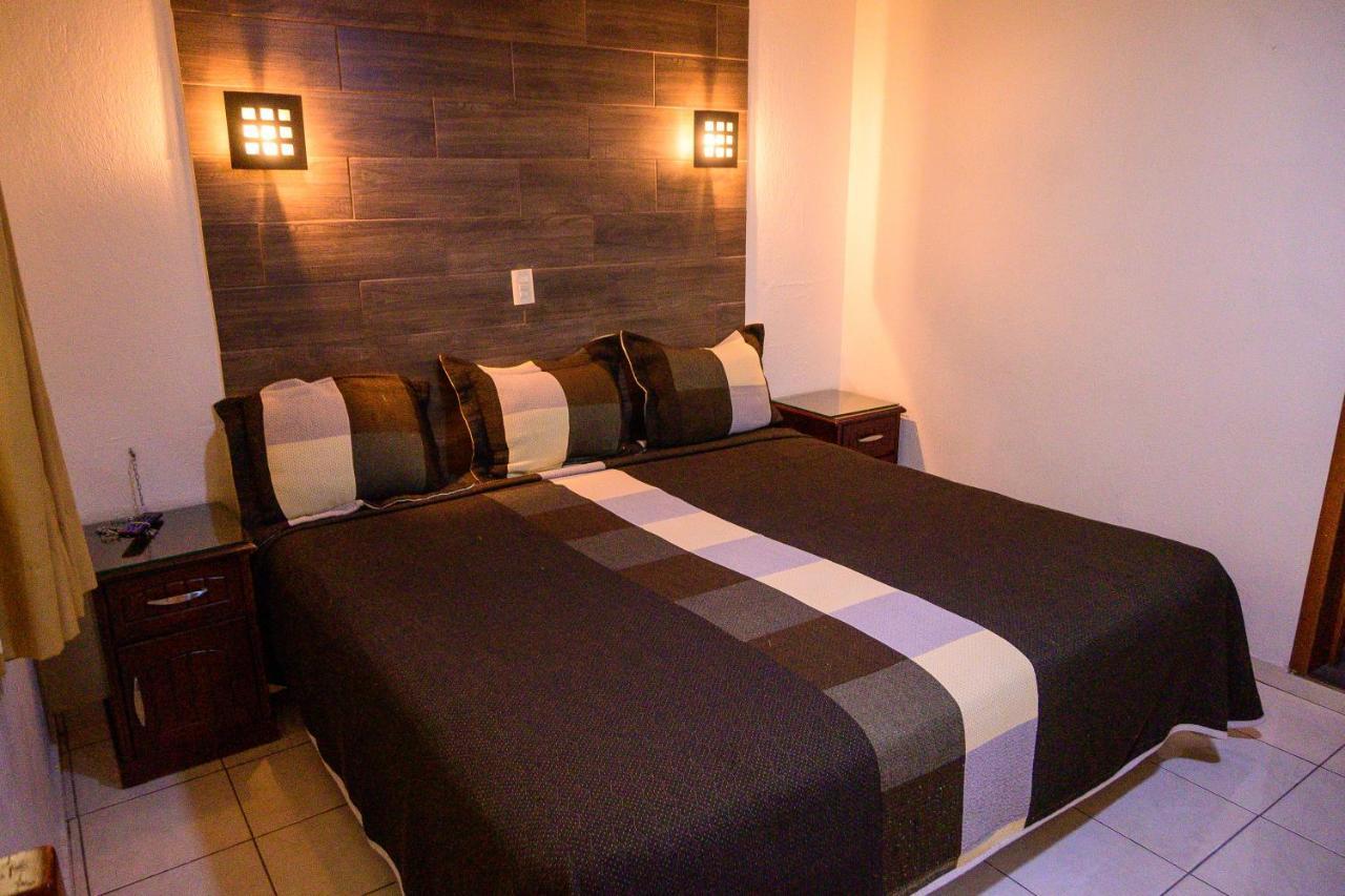 Hotel Acuario En Ocotlan Eksteriør billede