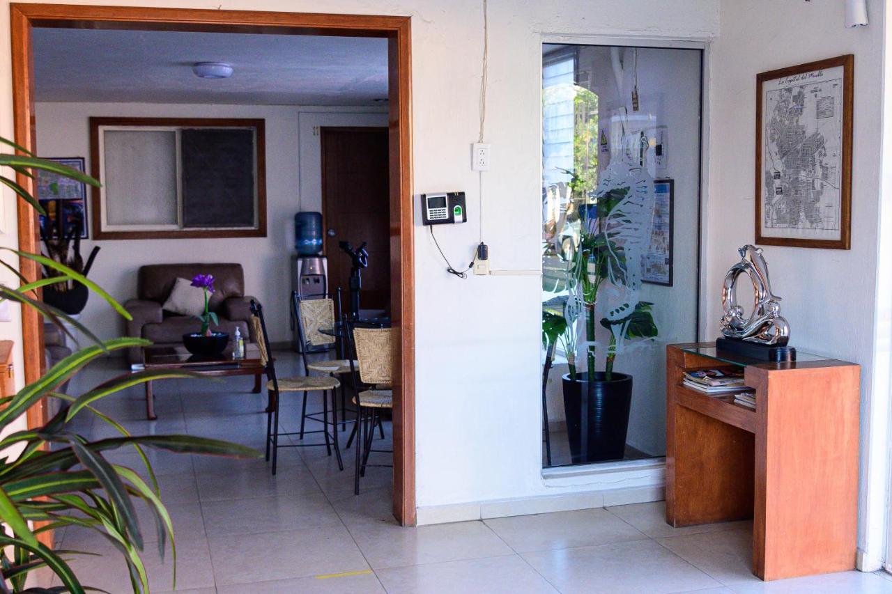 Hotel Acuario En Ocotlan Eksteriør billede
