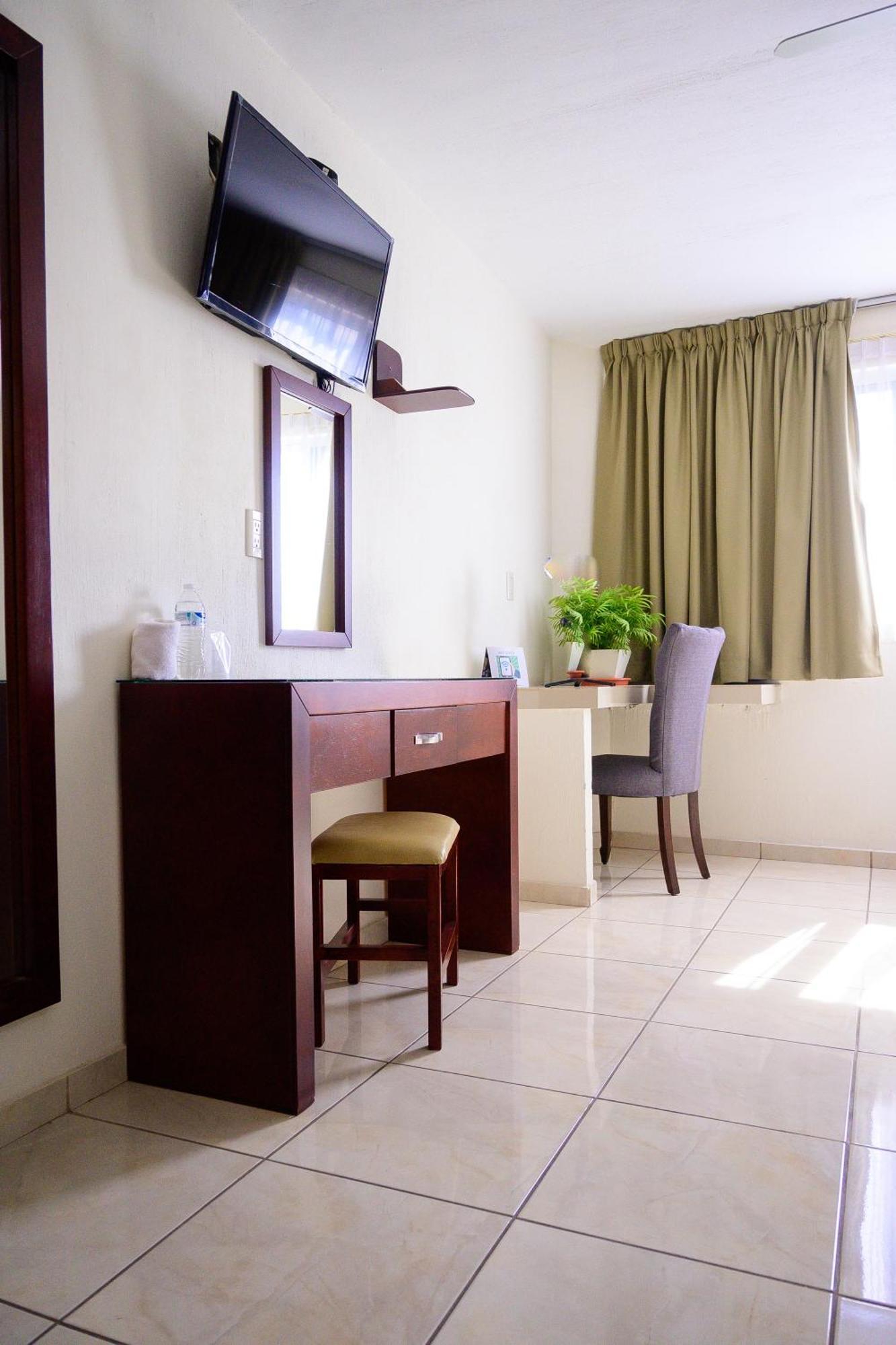 Hotel Acuario En Ocotlan Eksteriør billede