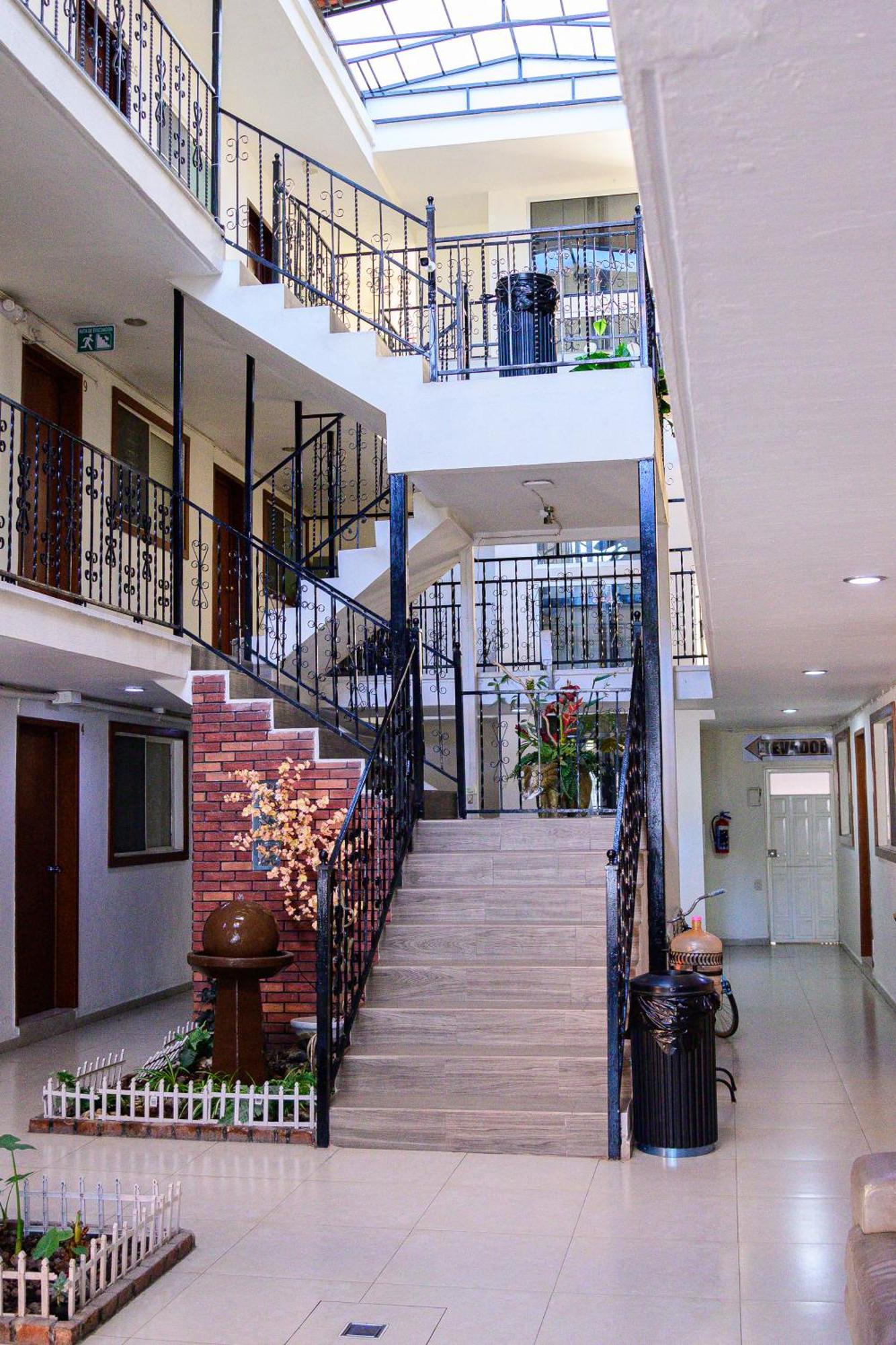 Hotel Acuario En Ocotlan Eksteriør billede